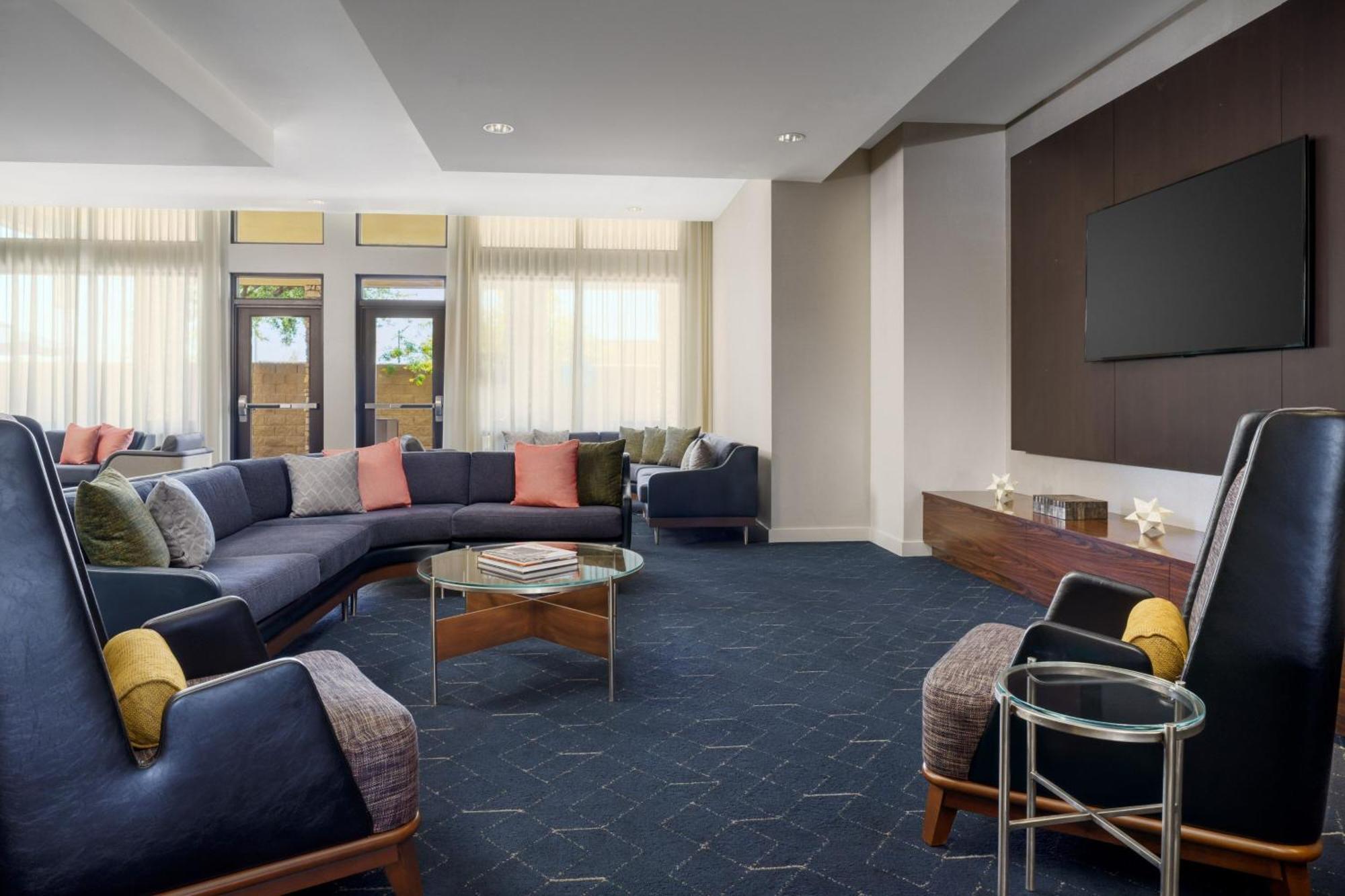 Courtyard By Marriott Phoenix Mesa Gateway Airport Exteriör bild